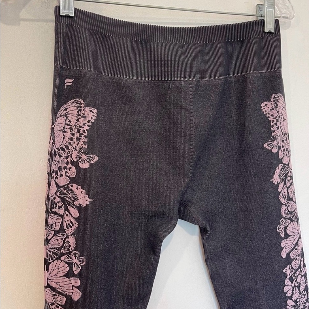 Fabletics seamless high waisted butterfly leggings
